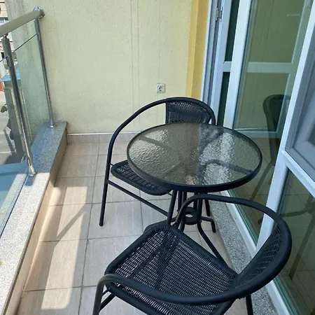 Kis,House Apartment Burgas